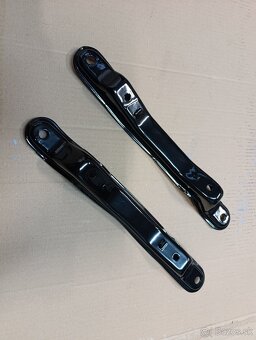 e30 držiak prevodovky - 3