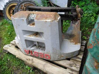 Predám diely na VZV DESTA DV 32 - 3