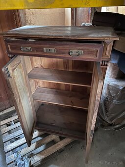 Drevená komoda - 3