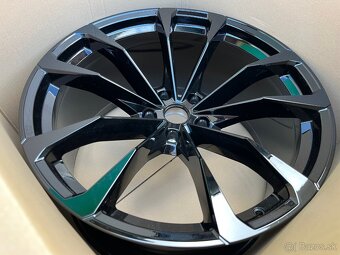 LAMBORGHINI URUS 23" Black, nové, originál  - 3