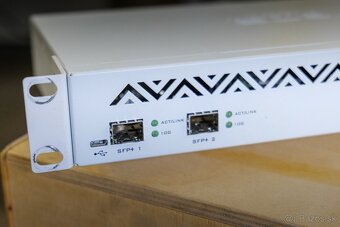 2x Mikrotik CCR1036-8G-2S+ - 3