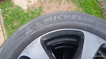 Predám pneumatiky 205/55 R16 - 3