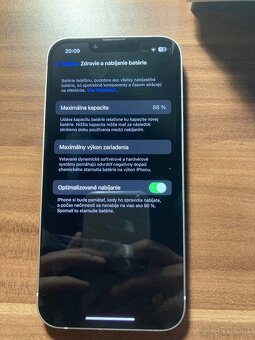 iPhone 13 128GB 88% batérie - 3
