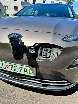 Hyundai Kona Electric 2021 – výborný stav, nová STK, možný o - 3
