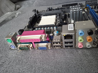 MSI GF615M-P33 - 3