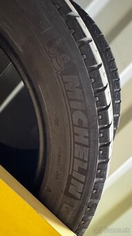 215/60R17 C - 3