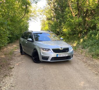 Škoda octavia 3 RS 2.0 Tdi 135kw - 3