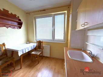 Na predaj / 2-izbový byt s lodžiou na ulici Berlínska, Košic - 3