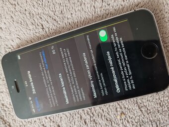 Apple Iphone SE - 3