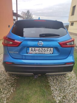 Nissan Qashqai 4x4 + ťažné, 360 kamera - 3