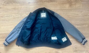 Abercrombie prechodná bunda - 3