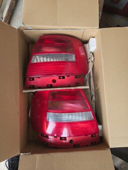 Audi A4 zadne svetlá - 3