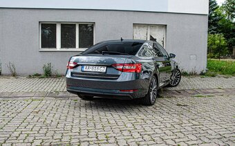 Škoda Superb 2.0 TDI SCR DSG - 3