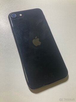 Kúpim zablokovaný iPhone SE 2020 - 3