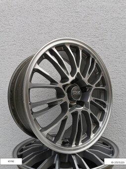 BMW 1, 3, X3 alu disky 8x18 5x120 ET40 OZ Racing 1235 - 3