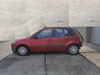 Predám náhradné diely na Ford Fiesta mk6 1,25benzin - 3