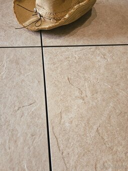 2 cm dlažba protišmyk aj na terče 60x60, sivá,vzor pieskovec - 3