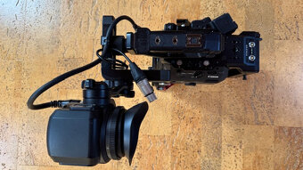 Canon EOS C300 Mark III - 3