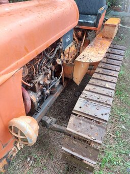 Pásový traktor Fiat - 3