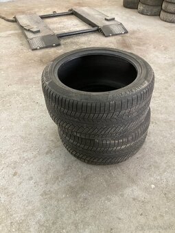 315/40R21 - 3