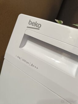 PLNE FUNKČNÁ úzka práčka BEKO S DISPLAYOM - 3