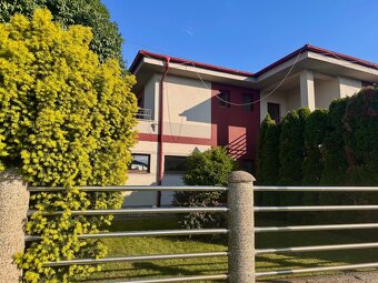 Predaj- luxusný 5i RD s bazénom, dvojgarážou, Andovce - 3