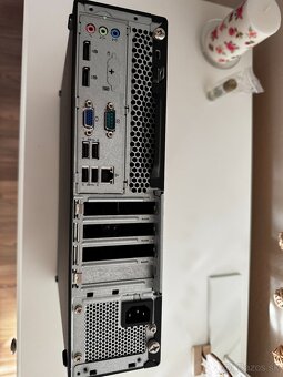 Lenovo ThinkCentre M910s - 3