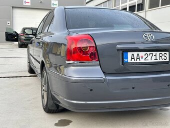 Toyota Avensis 2.2 D4D - 3