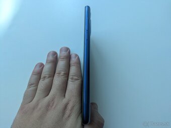 Motorola G8 v TOP stave - 3