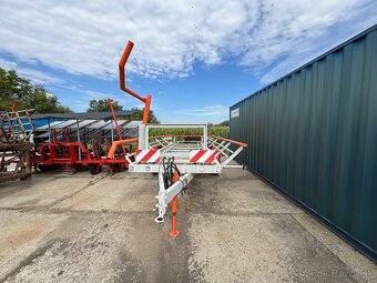 Balíkovač vlečka a hrabačka - 3