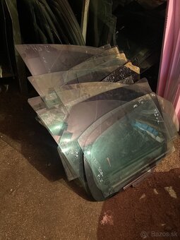 Predám sklo okno szyba Previa Corolla yaris Celica Auris - 3