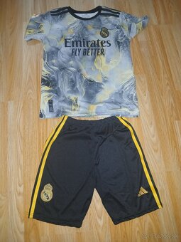 Futbalové dresy 170/176 - 3