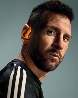 Beats Powerbeats Pro 2 Earbuds – Electric Orange - 3