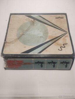 Striekacia pistol - 3