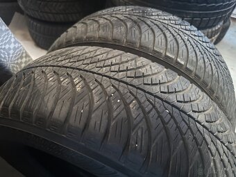 Yokohama 205/60 R16 - 3