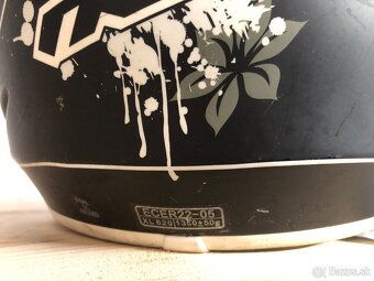 Dospelácka prilba XL - 3