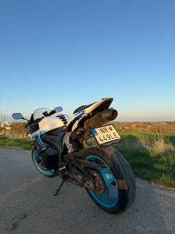 HONDA CBR 600 RR Limited Edition - 3
