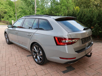 Škoda Superb Combi 2.0 TSI 4x4 Sportline DSG 206KW - 3