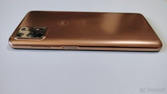 Motorola Moto G9 Plus - 3