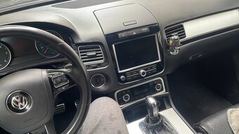 VW Touareg 7P 2011 - 3