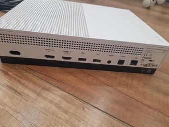 XBOX One S 1TB DIGITAL - 3