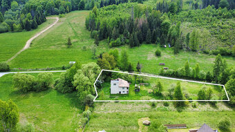 Beňuš-Gašparovo, nádherný pozemok 3251m2 s RD v pôvod. stav - 3