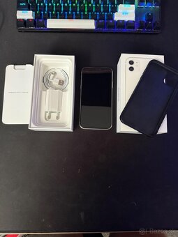 iPhone 11 biely - 3