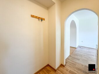ÚTULNÝ 2 IZBOVÝ BYT S BALKÓNOM - 3