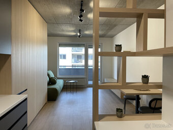 Na prenájom 1-izbový byt v Trenčíne na ulici Halalovka - 3