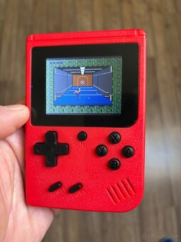 Zábava v dlani – Nová 8-bitová retro konzola s hrami - 3