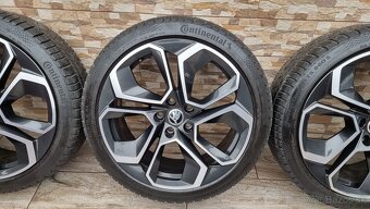 Predám Skoda Altair 5x112 r19 225/40/zimné Continental - 3