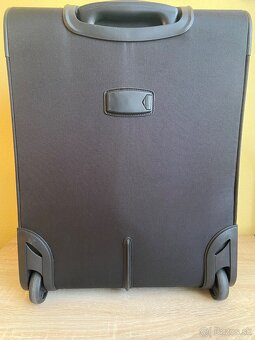 Malý cestovný kufor. - 3