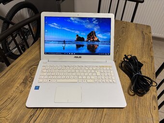 15.6/Asus Notebook/4GB RAM/128GB NVMe SSD/Intel HD 2GB Graf - 3