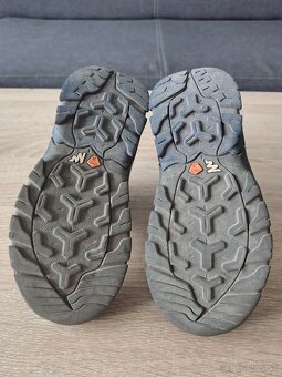 Turisticke topanky 29 - 3